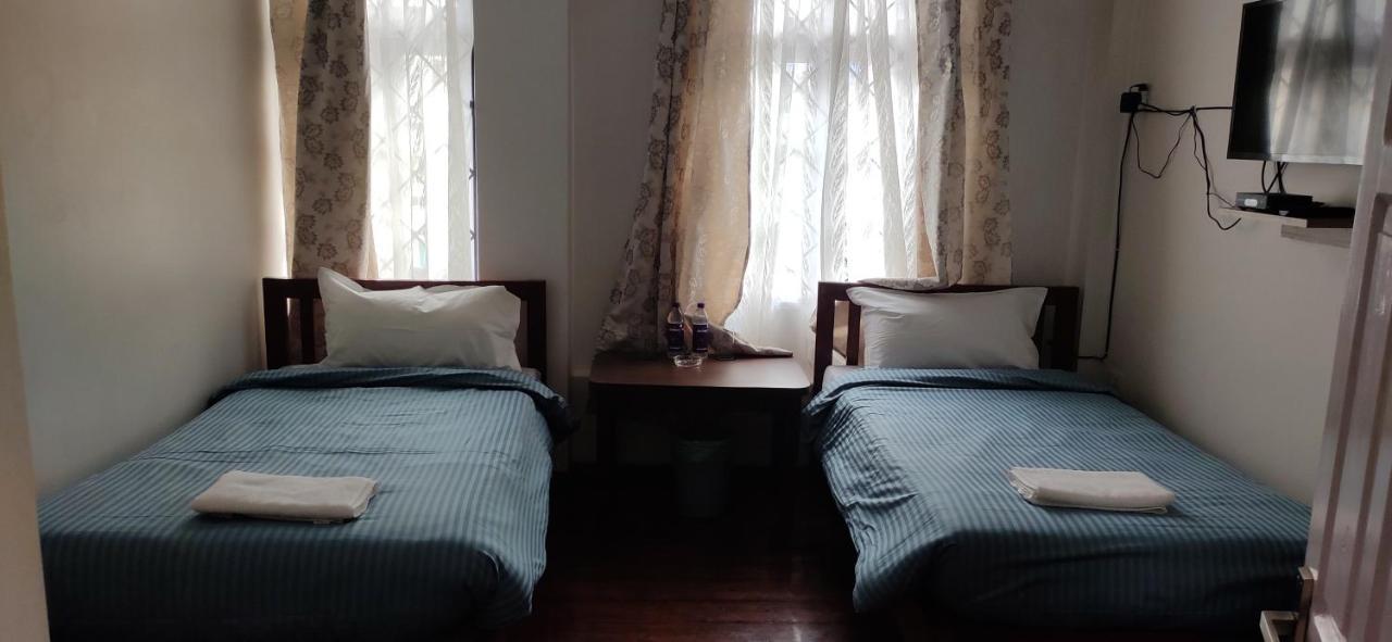 Crossroad Bed and Breakfast Shillong Exterior foto